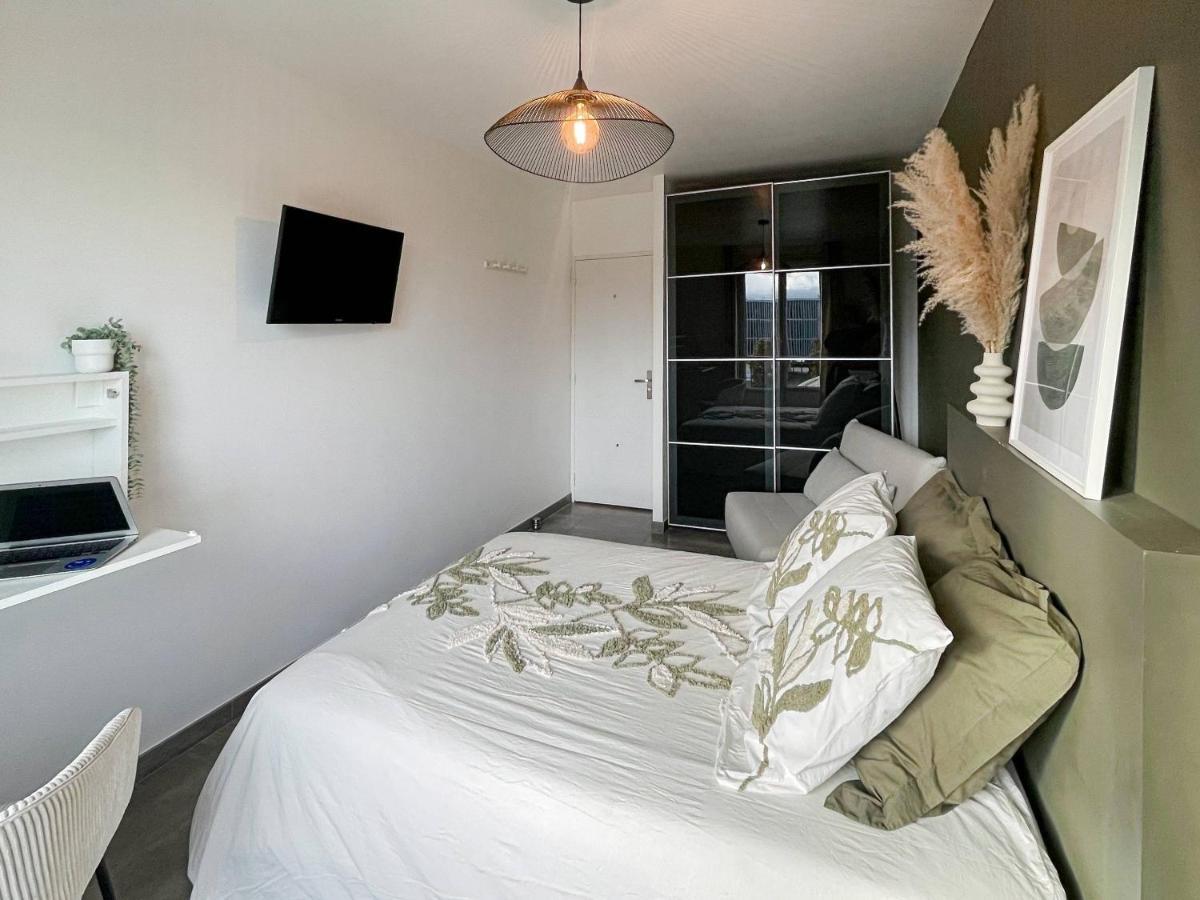 Auteuil • 4 Chambres • Wifi • Metro A 400M Rennes Exteriör bild